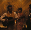 Filme de Ryan Coogler, 'Pecadores' estreia no Brasil com sucesso de público e crítica