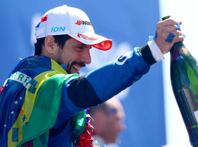 Lucas Di Grassi celebra 20 anos de provas no traçado de Mônaco